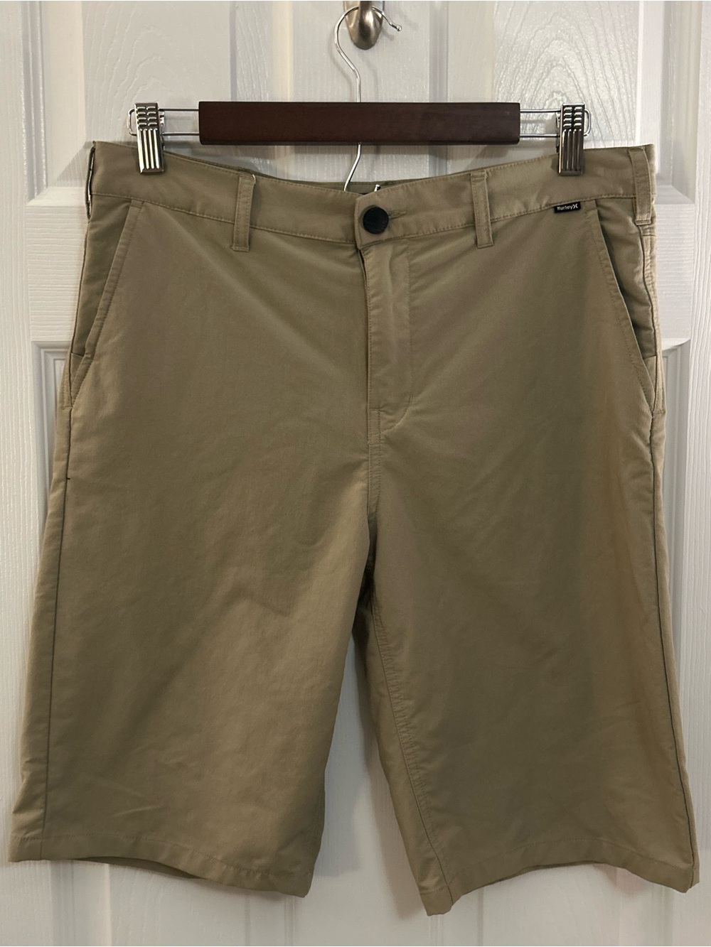 Hurley Boys Nike Dri-FIT Chino Hybrid Walk Shorts Tan Size 20